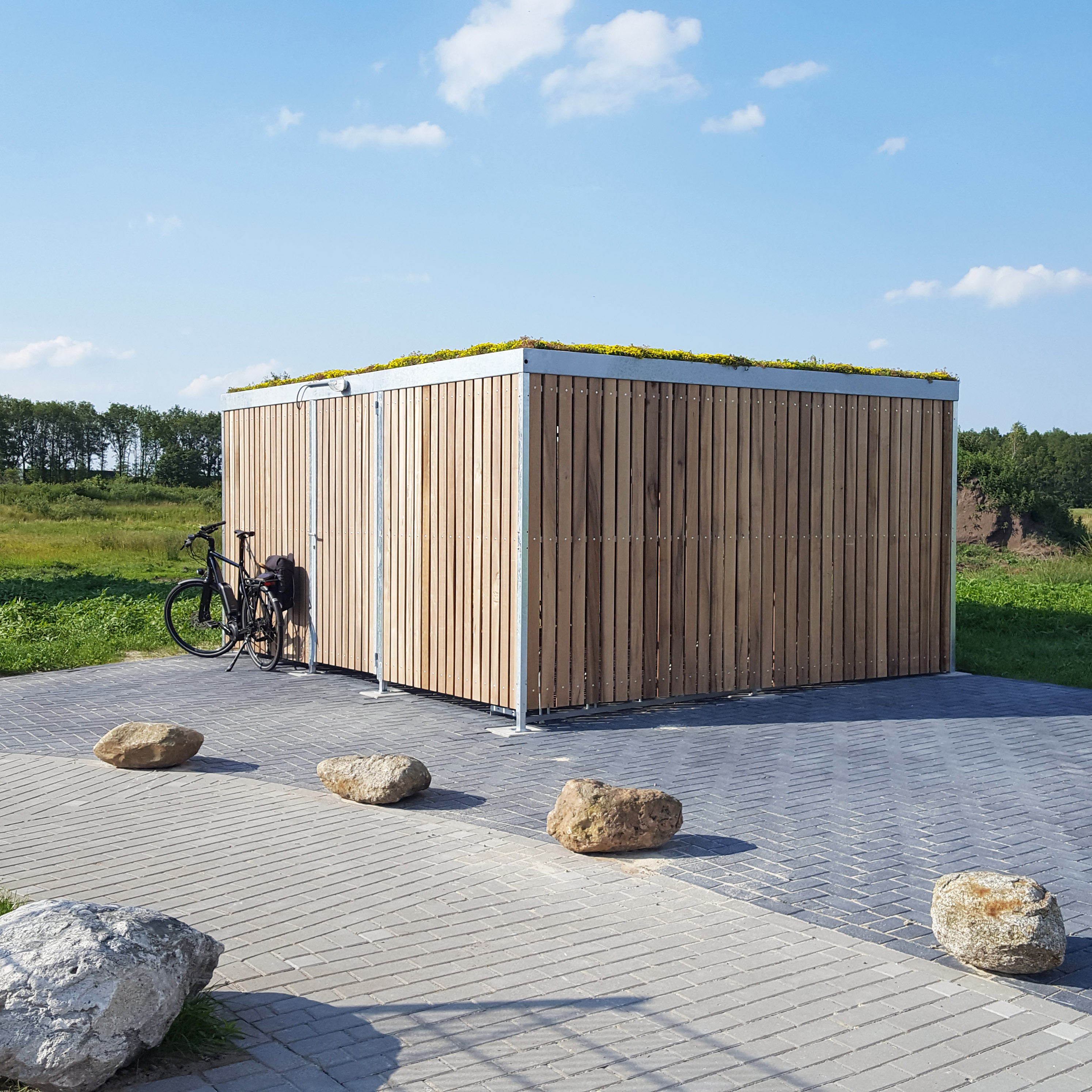Bin Store Green Roof